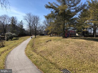 3831 Swan House Ct, Burtonsville, MD 20866