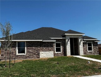 401 E 4th St, La Joya, TX 78560