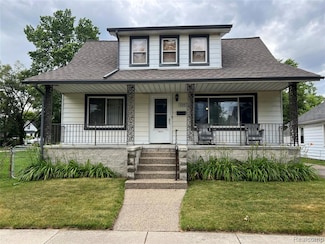 8467 Central, Center Line, MI 48015