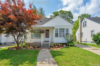 24429 Notre Dame St, Dearborn, MI 48124