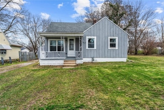 4975 Oroszy Ave, Lorain, OH 44052