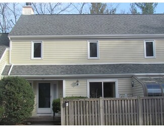 77 Fifer Ln, Lexington, MA 02420