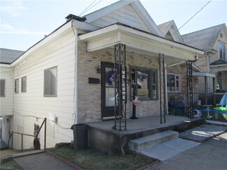 404 Elm St, Martins Ferry, OH 43935