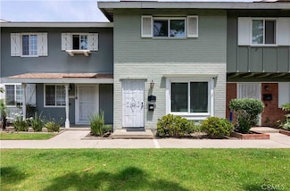 19847 Coventry Ln, Huntington Beach, CA 92646