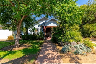 1836 N Arthur Ave, Fresno, CA 93705