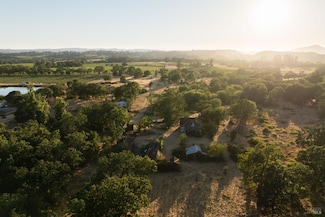 2220 Oakwild Ln, Santa Rosa, CA 95401