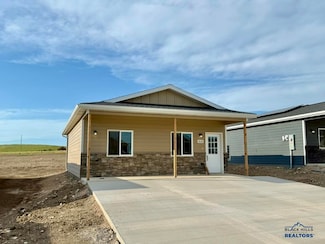 5626 Bridge Dr, Rapid City, SD 57703