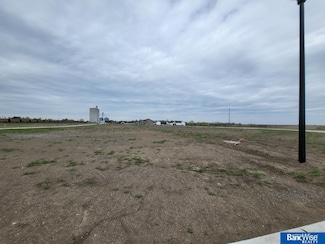 621 S Front St, Hallam, NE 68368