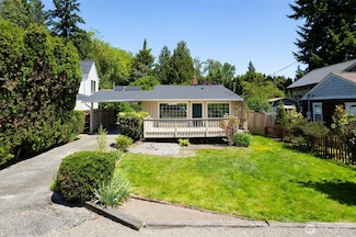 17108 47th Ave NE, Lake Forest Park, WA 98155