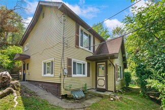 5758 Grant St, Export, PA 15632