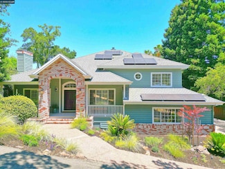 421 Twin Oaks Ln, Walnut Creek, CA 94596