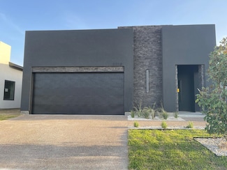 1116 Noyola Loop, Laredo, TX 78046