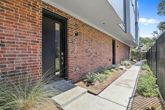 410 W 9th St Unit 201, Dallas, TX 75208