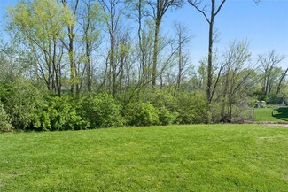 4907 Oak Falls Dr, Waterloo, IL 62298