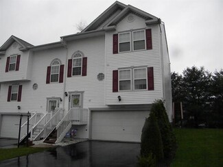 202 Manor View Dr Unit 19F, Manor, PA 15665