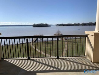 12100 Two Rivers Dr Unit H4, Athens, AL 35611