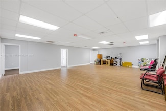 111 NW 165th St, Miami, FL 33169