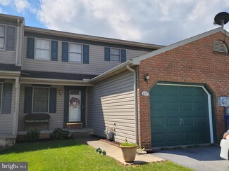 137 Palm Ln, Lebanon, PA 17042