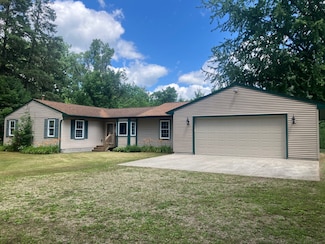 1171 Radov Rd, Gladwin, MI 48624