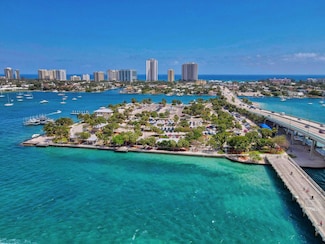 2640 Lake Shore Dr Unit 1710, Riviera Beach, FL 33404