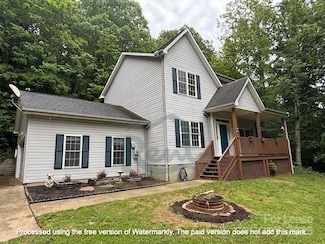 2 Spicewood Ct, Flat Rock, NC 28731