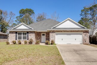 119 Phillips Dr, Crestview, FL 32536