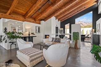 6901 N Chaparral Place, Tucson, AZ 85718