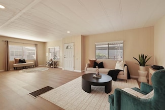 216 San Juan Dr, Lodi, CA 95240