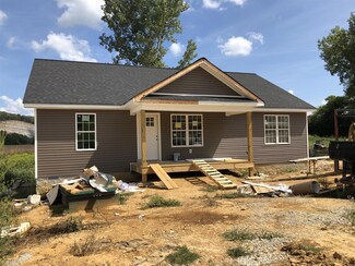 21 Rivercrest Cir, Carthage, TN 37030