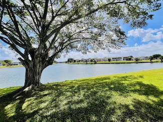 143 Chatham G, West Palm Beach, FL 33417