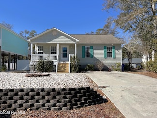115 NW 20th St, Oak Island, NC 28465