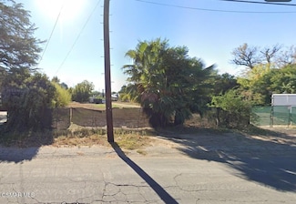 23116 Califa St, Woodland Hills, CA 91367