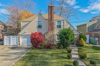 20 Sterling Place, Roosevelt, NY 11575