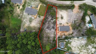 305 Newman Point Rd, Southport, FL 32409