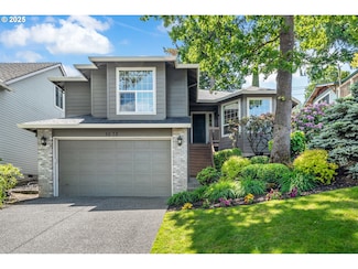 5672 Broadway St, West Linn, OR 97068