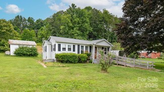 7610 Linville Falls Hwy, Newland, NC 28657