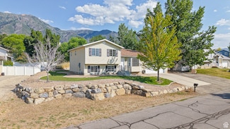 300 E Magellan Ln, Payson, UT 84651