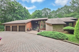 780 Birnie Ave, West Springfield, MA 01089