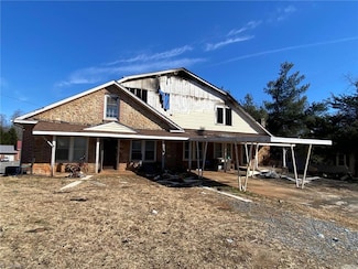 1020 Klondike Rd, State Road, NC 28676