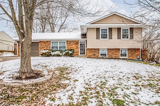 210 Evergreen Dr, Springboro, OH 45066