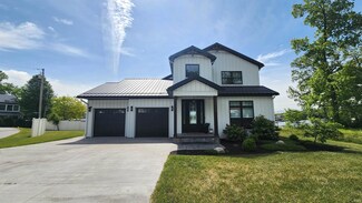 10969 E Tippecanoe Dr, Walkerton, IN 46574