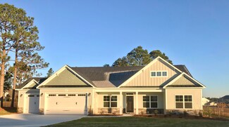 618 Planters Row, Whispering Pines, NC 28327