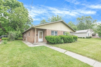 66 Eaton St, Delaware, OH 43015
