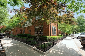 674 Park St, Columbus, OH 43215