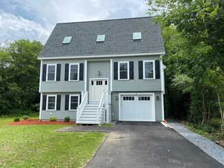 4 Pershing St, North Billerica, MA 01862