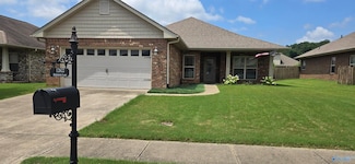 12622 Holstein Ln SW, Huntsville, AL 35803