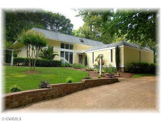 12028 Young Manor Dr, Midlothian, VA 23113