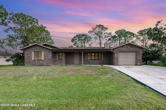 1535 Starboard St NW, Palm Bay, FL 32907