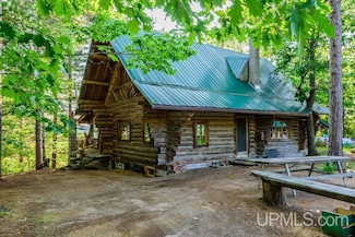 16100 County Road 510, Marquette, MI 49855