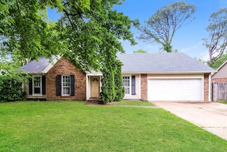 6826 Bainbridge Dr, Memphis, TN 38119